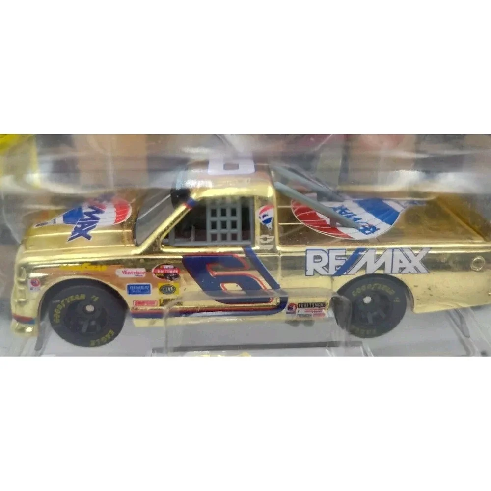Racing Champions 1998‎ NASCAR Gold Re/Max VERY UNCOMMON SEE B11.1Gu327